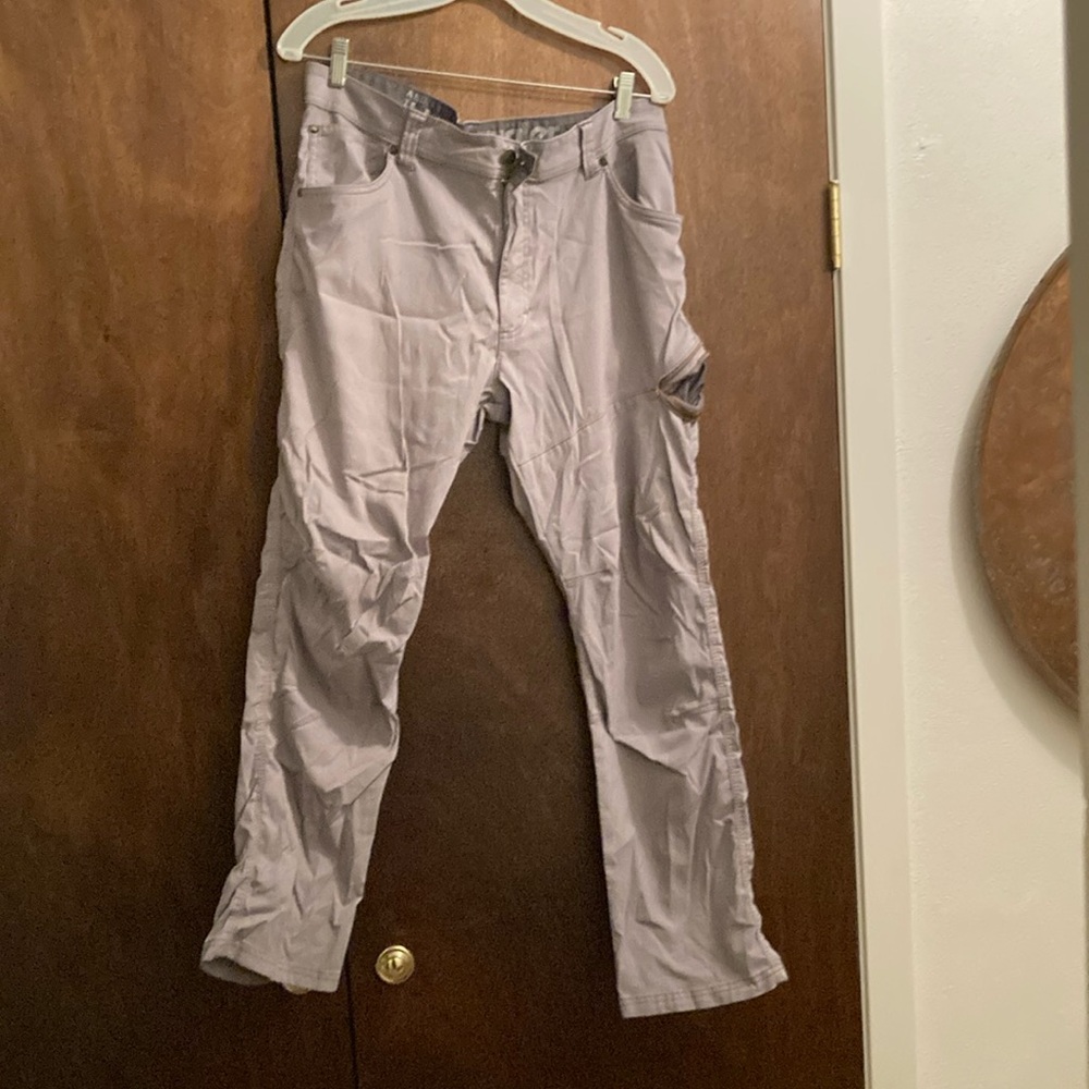 Wrangler Gray Chinos Classic Style
